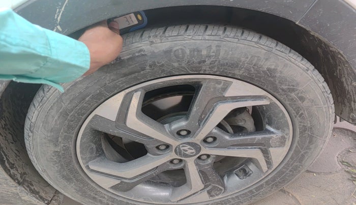 2018 Hyundai Creta SX AT 1.6 PETROL, Petrol, Automatic, 98,231 km, tyre