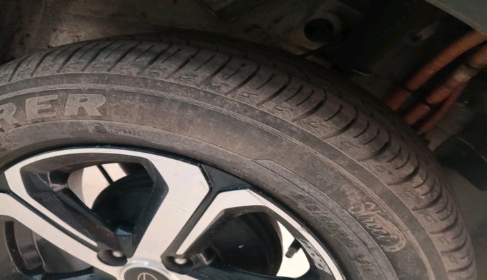 2022 Tata NEXON EV XZ PLUS, Electric, Automatic, 70,288 km, tyre