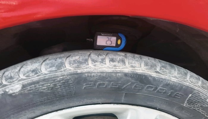 2020 Ford Ecosport TITANIUM 1.5L DIESEL, Diesel, Manual, 53,331 km, tyre