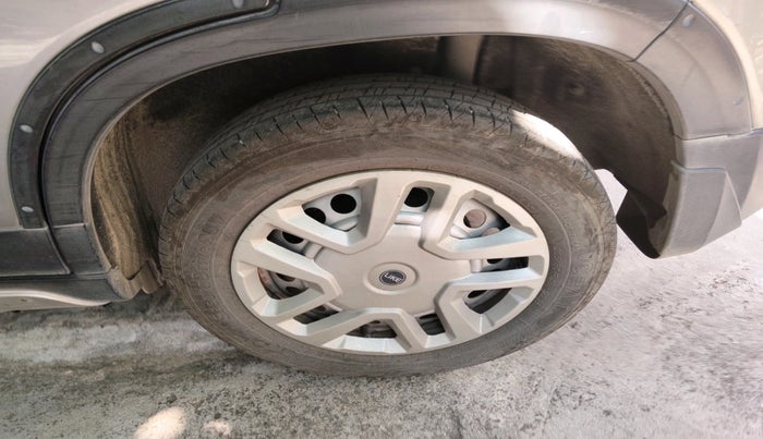 2016 Maruti Vitara Brezza LDI (O), Diesel, Manual, 78,564 km, tyre