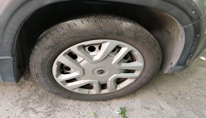 2016 Maruti Vitara Brezza LDI (O), Diesel, Manual, 78,564 km, tyre