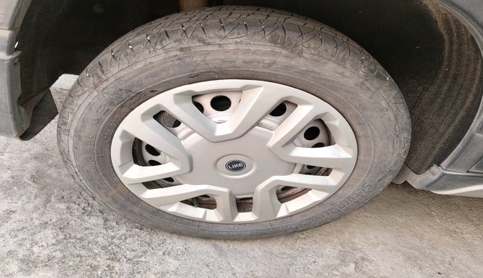 2016 Maruti Vitara Brezza LDI (O), Diesel, Manual, 78,564 km, tyre