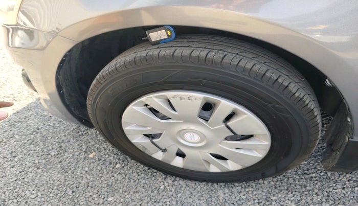 2014 Maruti Swift Dzire VDI, Diesel, Manual, 82,248 km, tyre