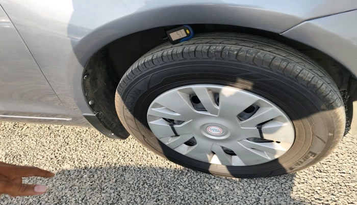 2014 Maruti Swift Dzire VDI, Diesel, Manual, 82,248 km, tyre