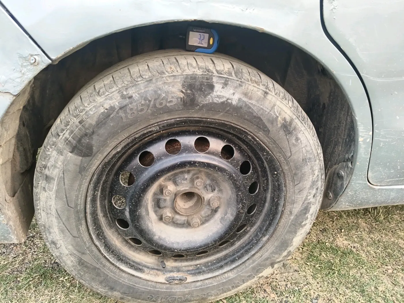2012 Maruti Ertiga VDI, Diesel, Manual, 2,38,048 km, tyre
