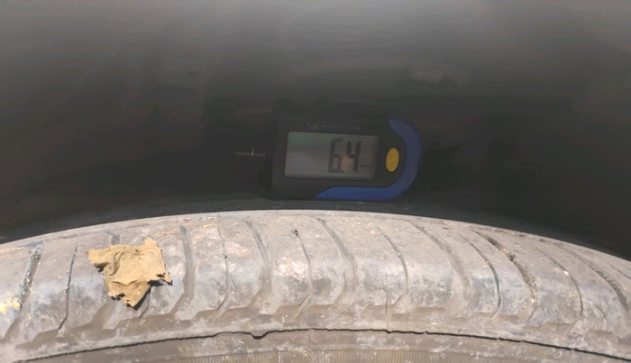 2018 Maruti Baleno ALPHA DIESEL 1.3, Diesel, Manual, 1,69,795 km, tyre