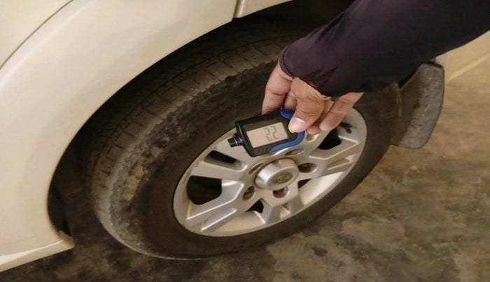 2013 Tata Aria PRIDE 4X4, Diesel, Manual, 1,34,798 km, tyre