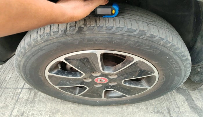 2018 Renault Duster RXS CVT, Petrol, Automatic, 84,928 km, tyre