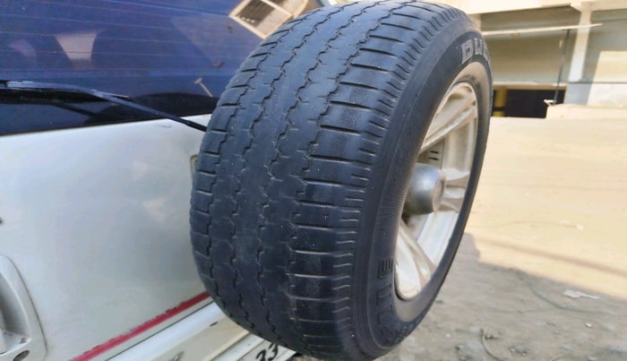 2007 Tata Safari 4X2 LX DICOR, Diesel, Manual, 2,40,615 km, tyre