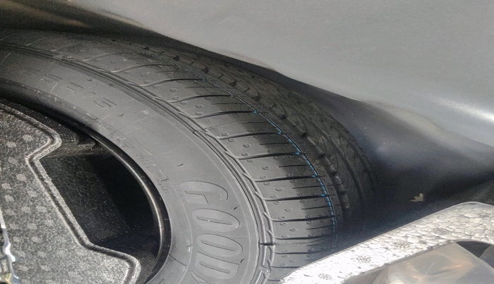 2022 Maruti Ciaz ZETA 1.5 SHVS MT PETROL, Petrol, Manual, 18,050 km, tyre