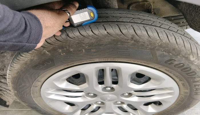 2023 KIA CARENS PRESTIGE 1.5 PETROL 7 STR, Petrol, Manual, 16,669 km, tyre