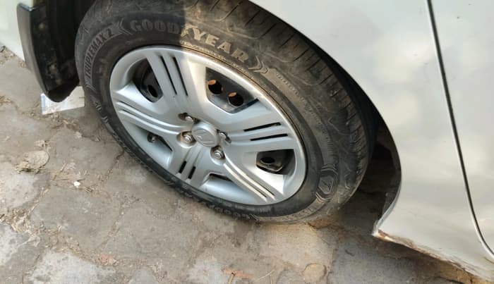 2011 Honda City 1.5L I-VTEC S MT, CNG, Manual, 53,084 km, tyre