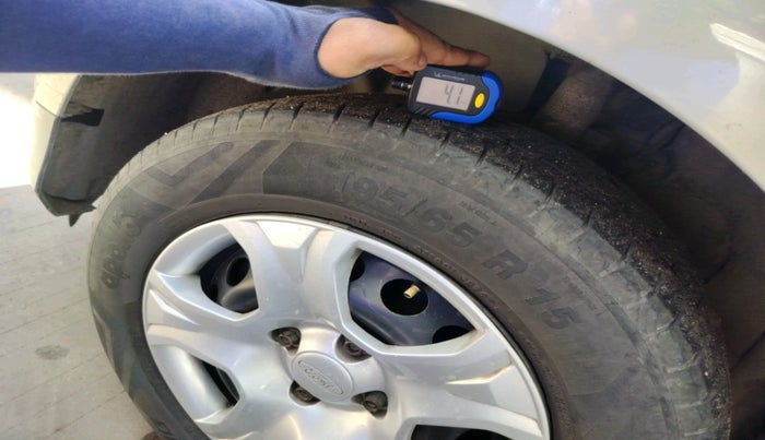 2015 Ford Ecosport TREND 1.5L DIESEL, Diesel, Manual, 87,726 km, tyre