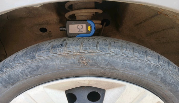 2015 Maruti Wagon R 1.0 VXI, Petrol, Manual, 51,357 km, tyre