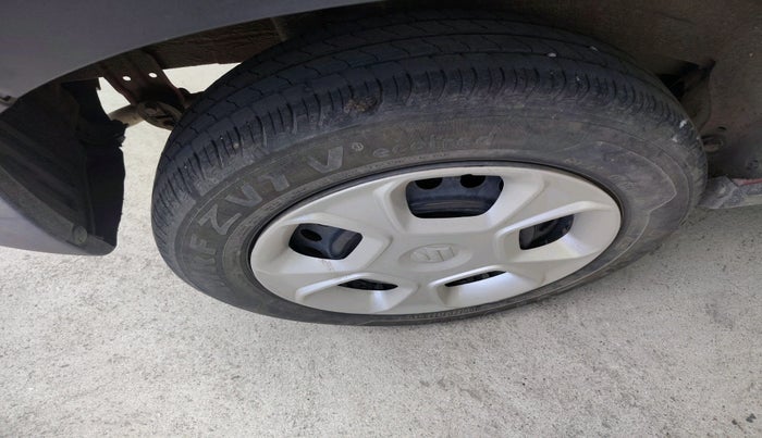 2019 Maruti S PRESSO VXI, Petrol, Manual, 41,768 km, tyre