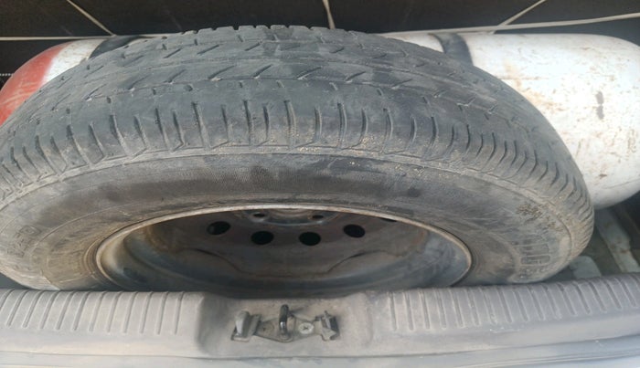 2010 Hyundai i10 ERA 1.1, CNG, Manual, 95,128 km, tyre