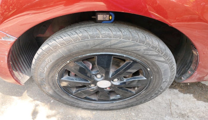 2013 Hyundai i20 SPORTZ 1.4 CRDI, Diesel, Manual, 1,09,369 km, tyre