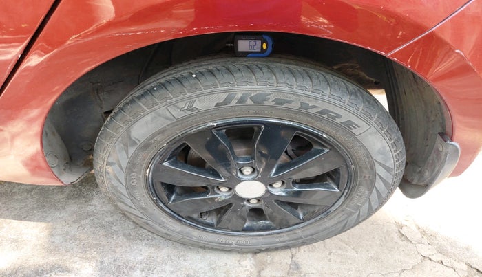 2013 Hyundai i20 SPORTZ 1.4 CRDI, Diesel, Manual, 1,09,369 km, tyre