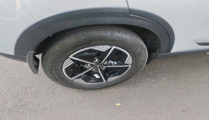 2023 Tata NEXON EV EMPOWERED MEDIUM RANGE, Electric, Automatic, 15,976 km, tyre