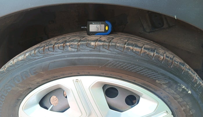 2018 Tata NEXON XMA PETROL, Petrol, Automatic, 74,820 km, tyre