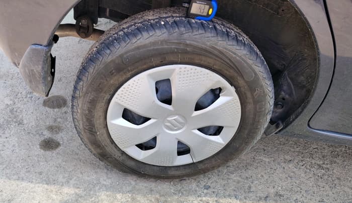 2025 Maruti Alto K10 VXI PLUS AMT, Petrol, Automatic, 8,594 km, tyre