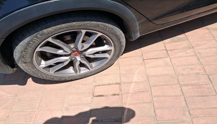 2017 Volvo S60 CROSS COUNTRY INSCRIPTION, Diesel, Automatic, 57,974 km, tyre