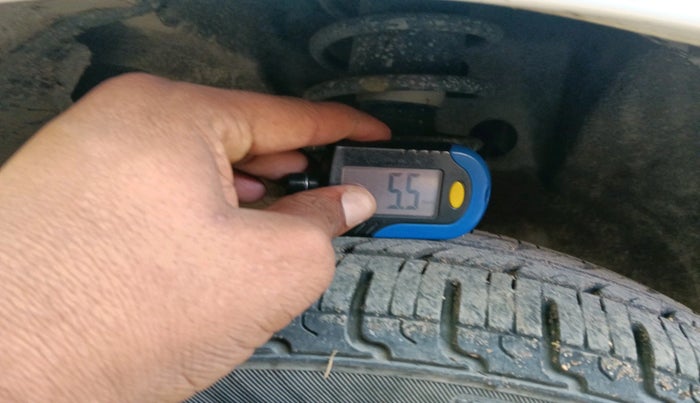 2017 Maruti Wagon R 1.0 VXI, Petrol, Manual, 74,965 km, tyre