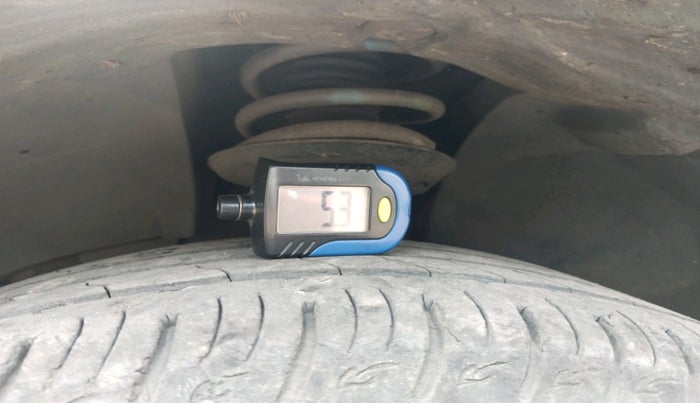 2017 Renault Duster 110 PS RXZ DIESEL, Diesel, Manual, 1,01,780 km, tyre