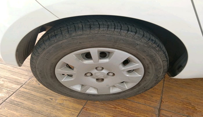 2012 Hyundai i20 MAGNA 1.4 CRDI, Diesel, Manual, 1,10,511 km, tyre