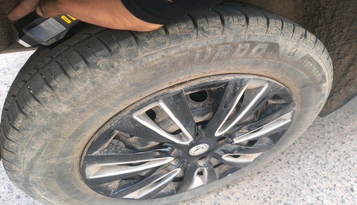 2017 Maruti Baleno DELTA PETROL 1.2, Petrol, Manual, 1,03,215 km, tyre