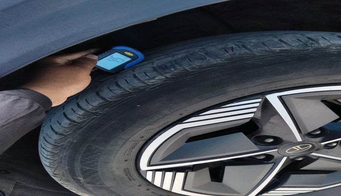 2023 Tata NEXON CREATIVE PLUS S 1.5 REVOTORQ 6 MT, Diesel, Manual, 63,880 km, tyre