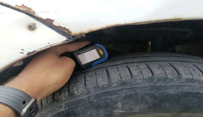 2013 Maruti Ertiga VDI, Diesel, Manual, 90,257 km, tyre