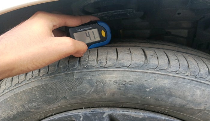 2013 Maruti Ertiga VDI, Diesel, Manual, 90,257 km, tyre