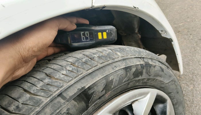 2012 Honda Brio S MT, Petrol, Manual, 50,645 km, tyre