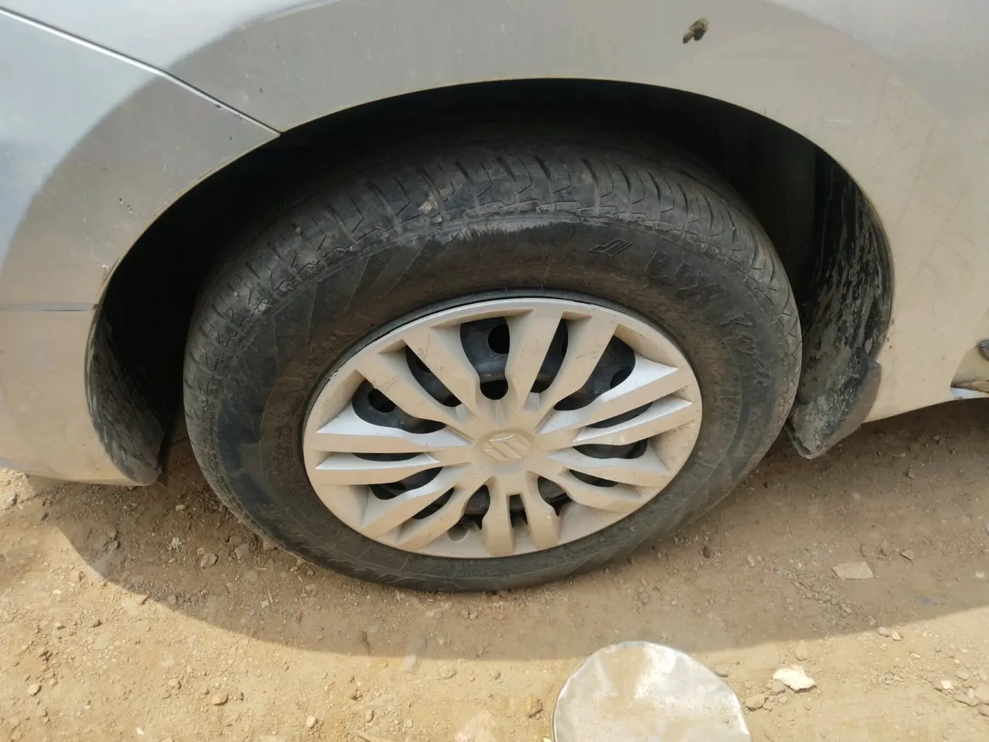 2023 Maruti Dzire VXI, Petrol, Manual, 40,233 km, tyre