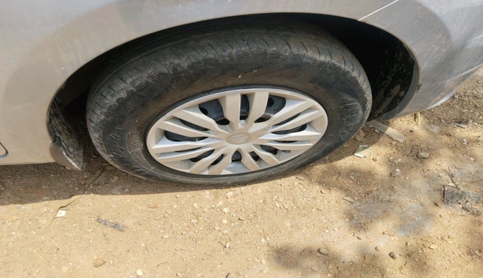 2023 Maruti Dzire VXI, Petrol, Manual, 40,233 km, tyre