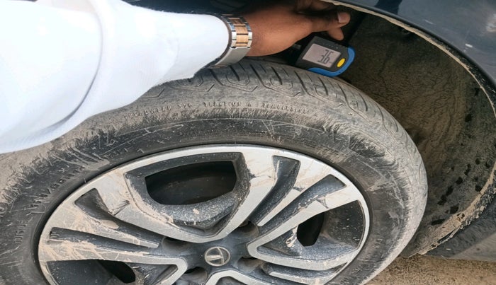 2022 Tata TIGOR XZ PLUS CNG, CNG, Manual, 51,298 km, tyre