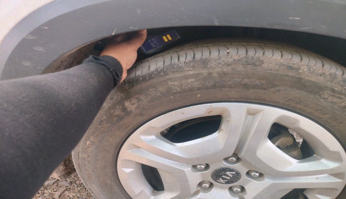 2021 KIA SONET HTK PLUS 1.2, Petrol, Manual, 47,822 km, tyre