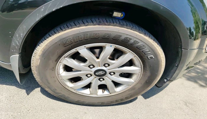 2018 Mahindra XUV500 W9, Diesel, Manual, 80,202 km, tyre