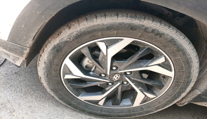 2022 Hyundai Creta SX (O) 1.5 DIESEL, Diesel, Manual, 85,120 km, tyre