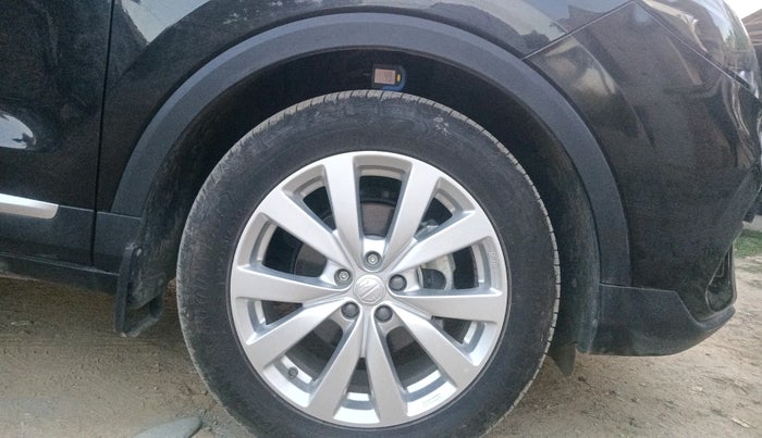 2024 MG ASTOR Select 1.5 MT (Ivory), Petrol, Manual, 13,668 km, tyre