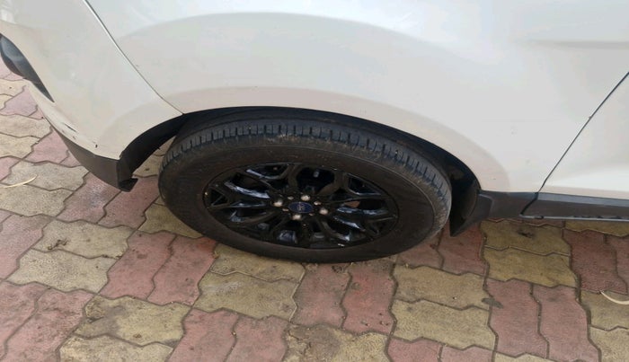 2016 Ford Ecosport TITANIUM 1.5L DIESEL, Diesel, Manual, 1,17,545 km, tyre