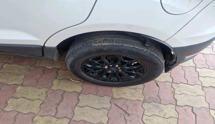 2016 Ford Ecosport TITANIUM 1.5L DIESEL, Diesel, Manual, 1,17,545 km, tyre