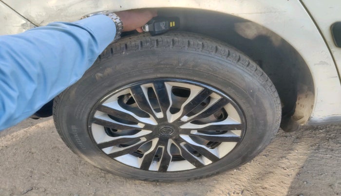 2008 Skoda Fabia CLASSIC 1.4 PD TDI, Diesel, Manual, 1,84,733 km, tyre