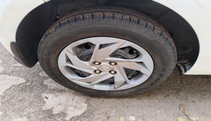 2022 Hyundai NEW I20 MAGNA 1.5 MT, Diesel, Manual, 91,886 km, tyre