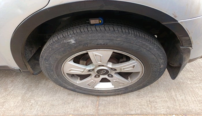 2013 Mahindra XUV500 W8, Diesel, Manual, 1,31,649 km, tyre