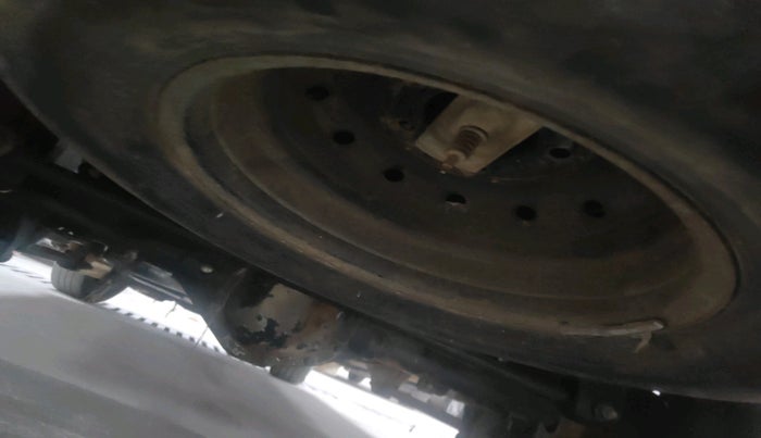 2011 Mahindra Scorpio SLE BS-III, Diesel, Manual, 1,46,430 km, tyre