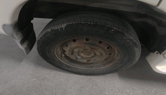 2011 Mahindra Scorpio SLE BS-III, Diesel, Manual, 1,46,430 km, tyre