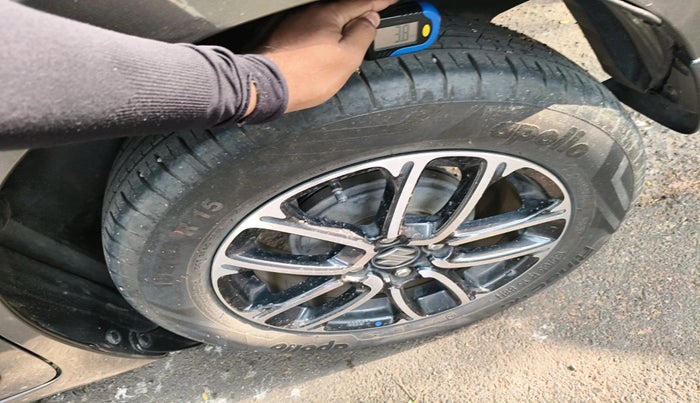 2021 Maruti Swift ZXI PLUS, Petrol, Manual, 22,137 km, tyre