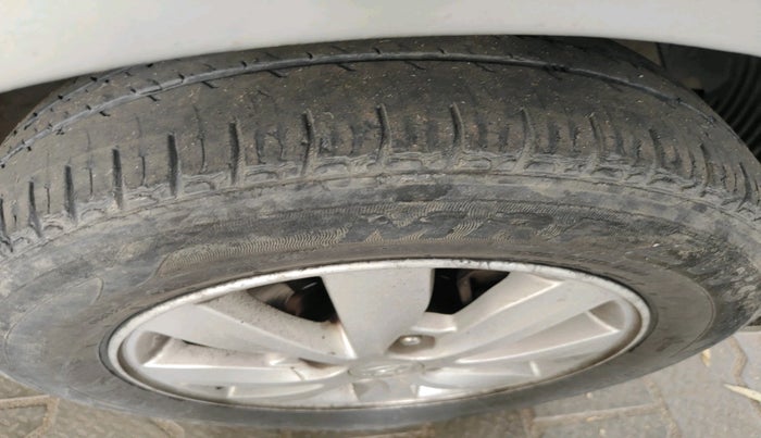 2013 Hyundai i20 SPORTZ 1.4 CRDI, Diesel, Manual, 88,234 km, tyre